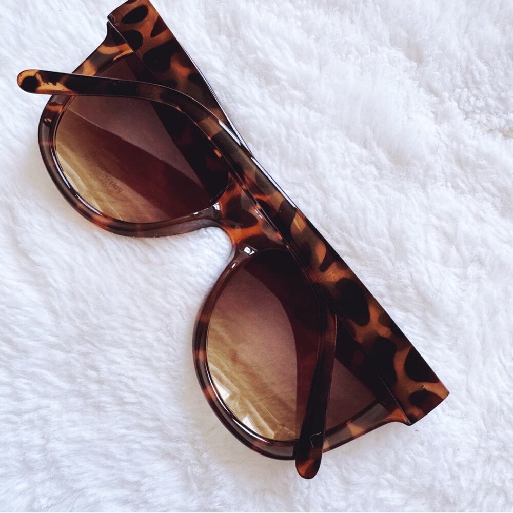 Mina Tortoise Brown Chic Sunglasses - Picture 11 of 12